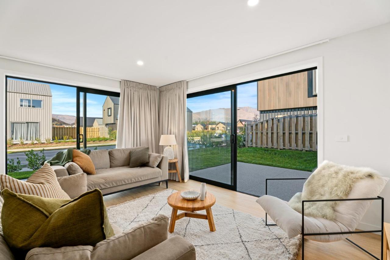 Wanaka Wonder - Wanaka Holiday Home Eksteriør bilde
